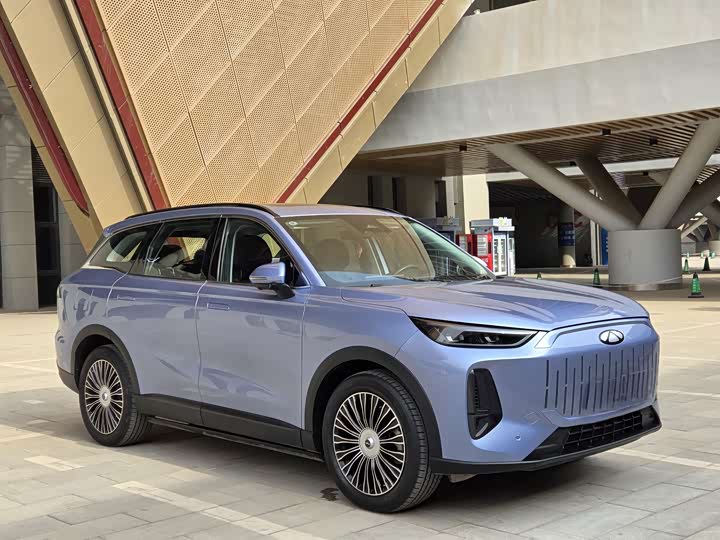 Фото 3 - Chery Fulwin T9