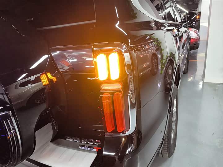 Фото 8 - Tank 500 Hybrid