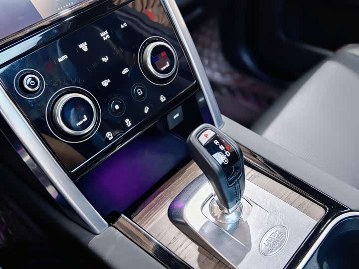 Фото 9 - Land Rover Discovery Sport