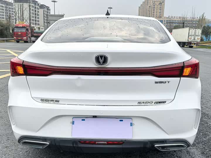Фото 8 - Changan Eado Plus
