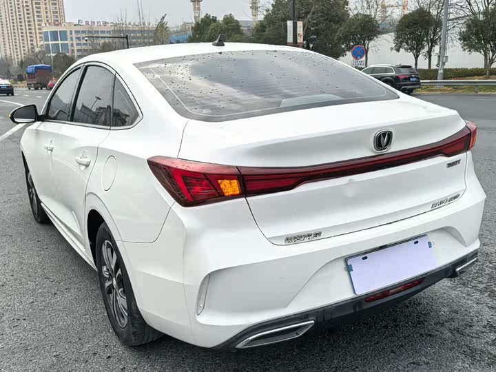 Фото 9 - Changan Eado Plus