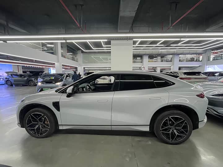 Фото 2 - BYD Song L