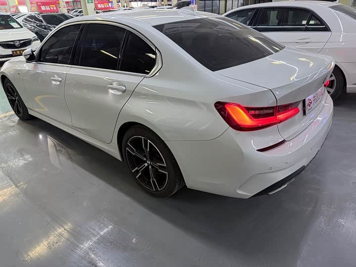 Фото 6 - BMW 3 Series