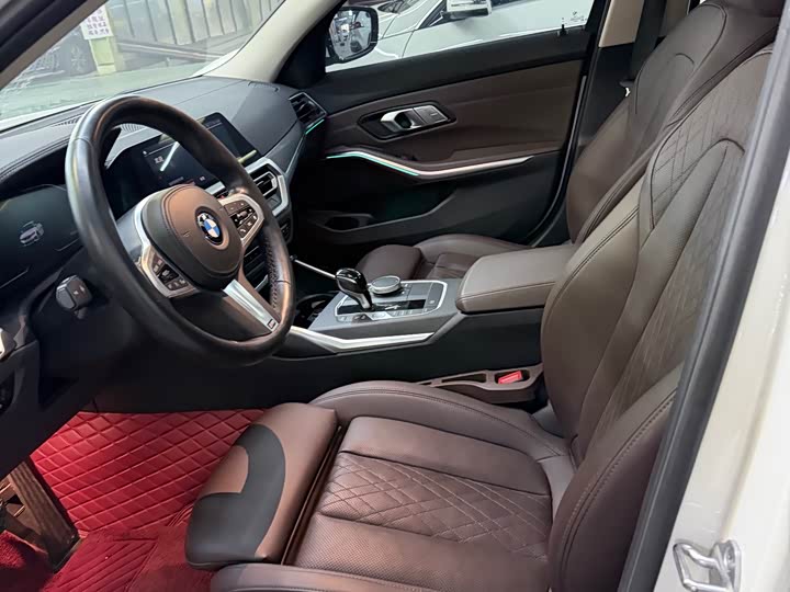 Фото 9 - BMW 3 Series