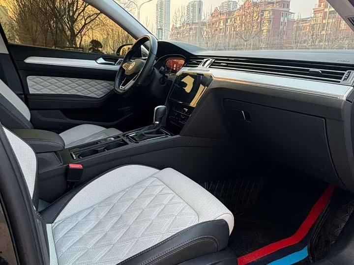 Фото 9 - Volkswagen Magotan