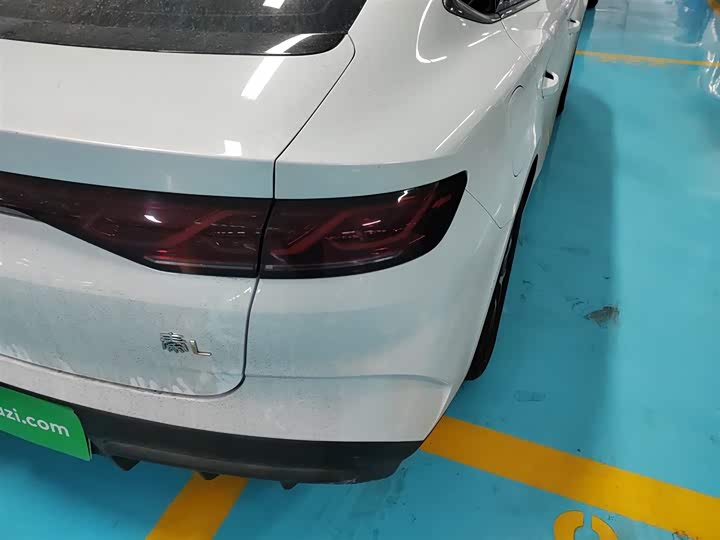 Фото 8 - BYD Qin L