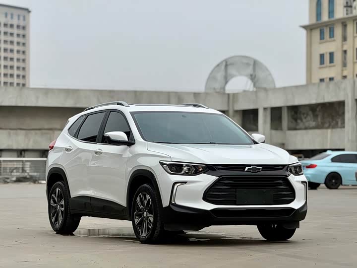 Фото 3 - Chevrolet Tracker