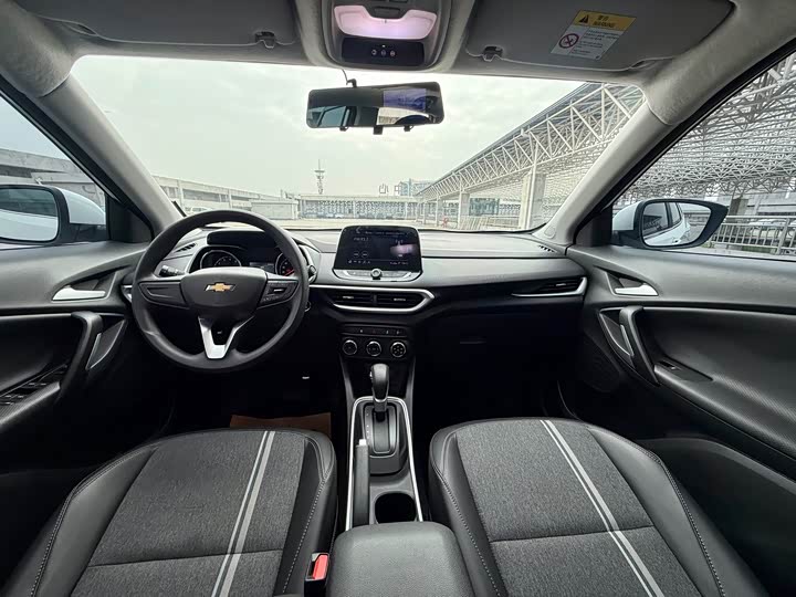 Фото 5 - Chevrolet Tracker