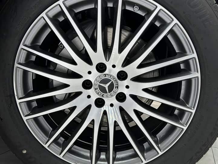 Фото 3 - Mercedes-Benz GLC-Class