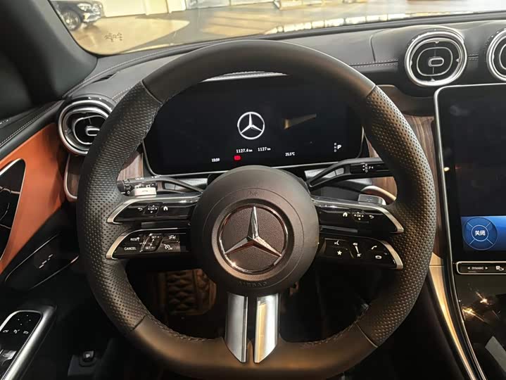 Фото 7 - Mercedes-Benz GLC-Class