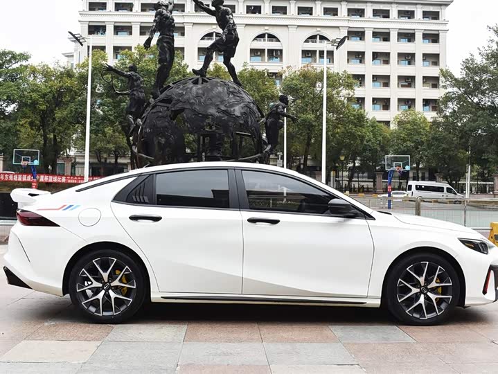 Фото 3 - GAC Trumpchi Empow R