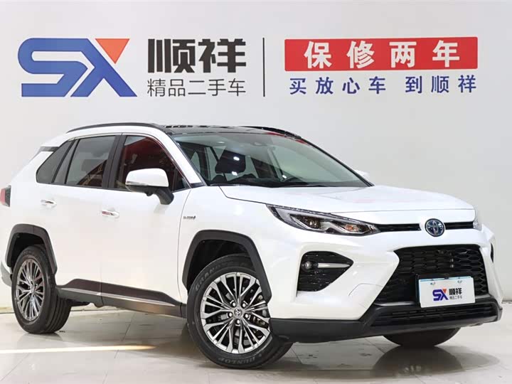 Фото 3 - Toyota Wildlander