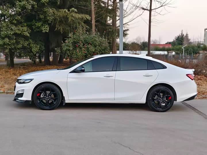 Фото 7 - Chevrolet Malibu XL