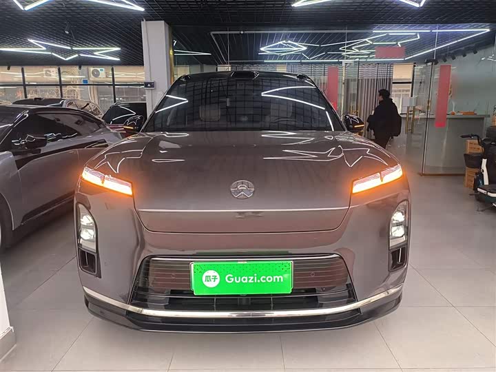 Фото 3 - Nio ES8