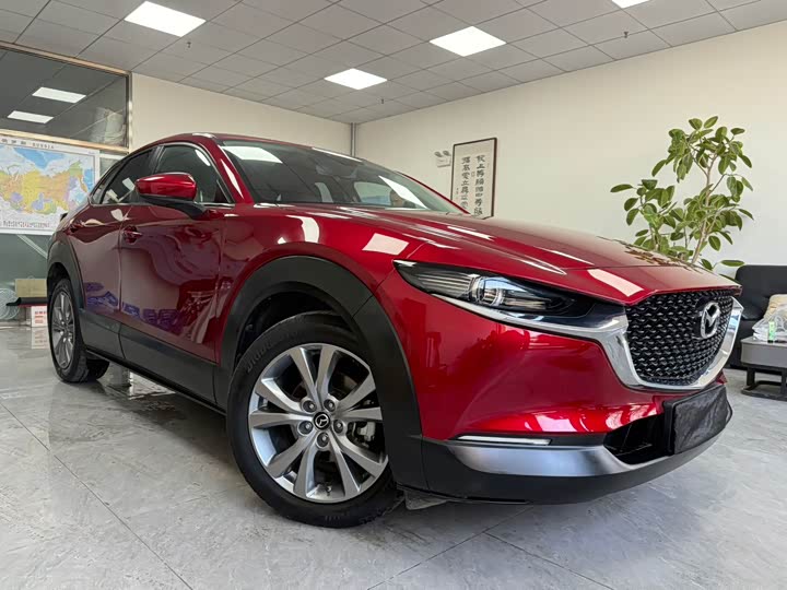 Фото 2 - Mazda CX-30
