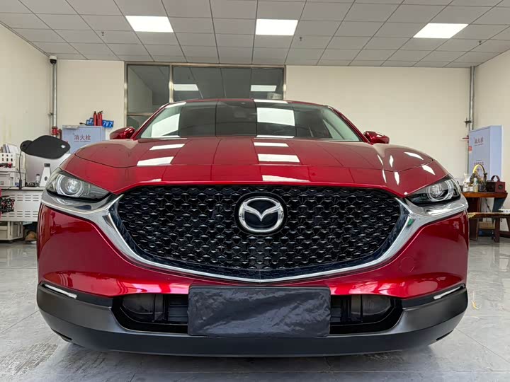 Фото 4 - Mazda CX-30