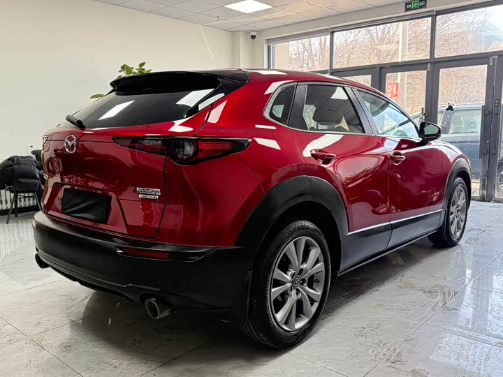 Фото 6 - Mazda CX-30