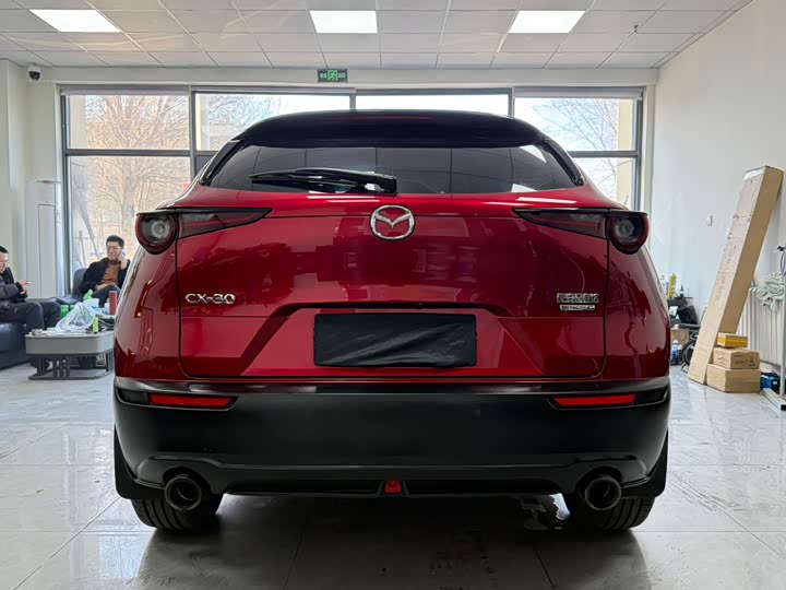 Фото 7 - Mazda CX-30