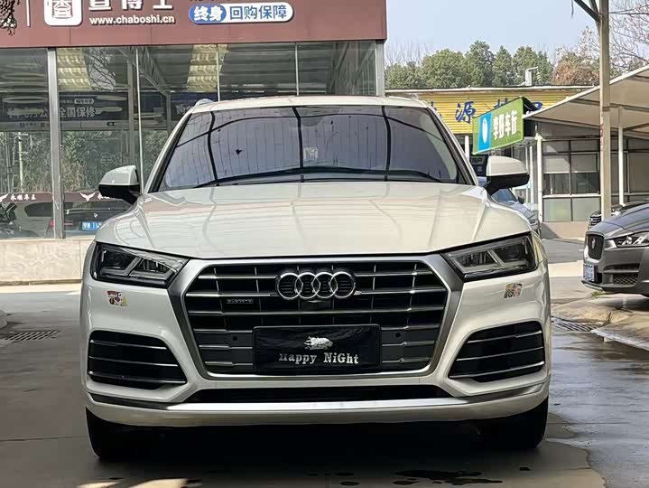 Фото 2 - Audi Q5L