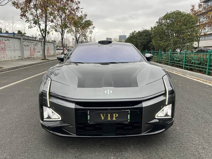 Фото 2 - HiPhi Z