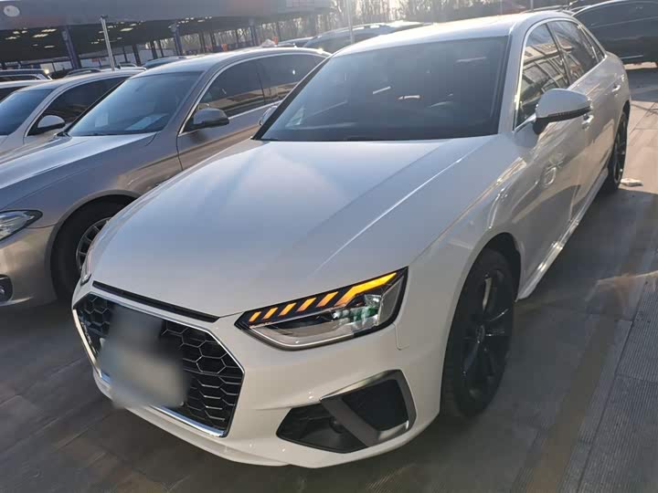 Фото 3 - Audi A4L