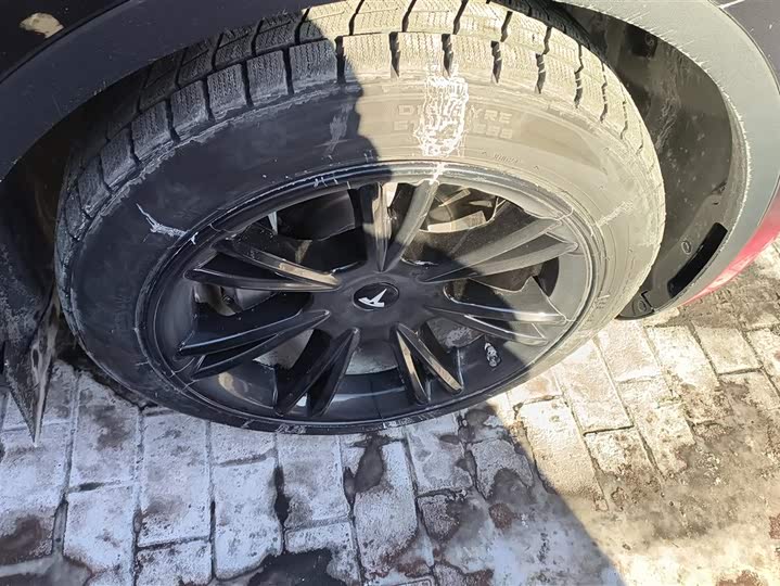 Фото 6 - Tesla Model Y