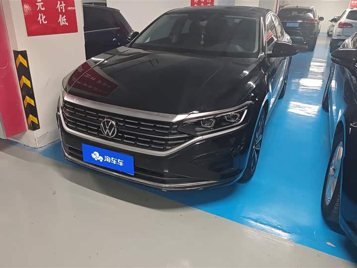 Фото 1 - Volkswagen Passat