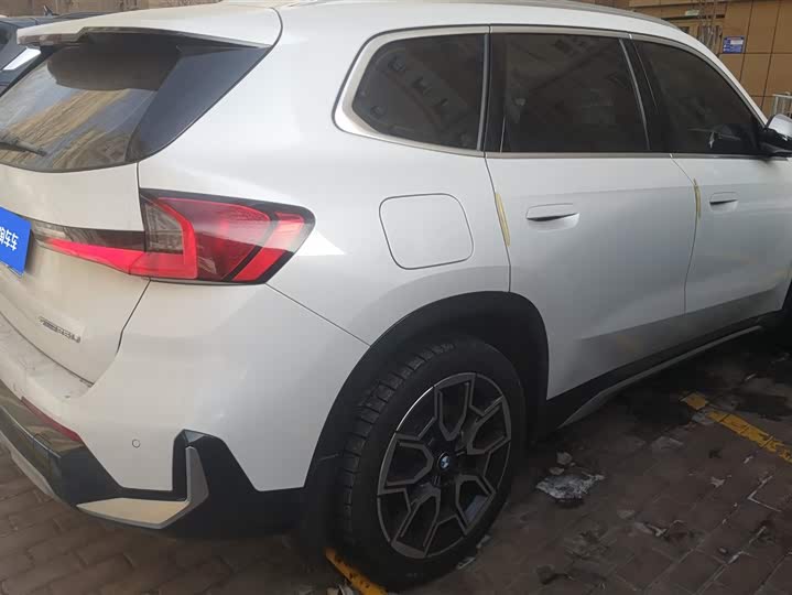 Фото 3 - BMW X1