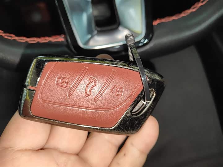 Фото 9 - MG Motor 5