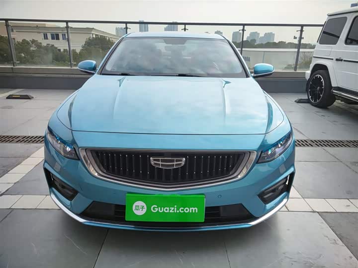 Фото 3 - Geely Preface