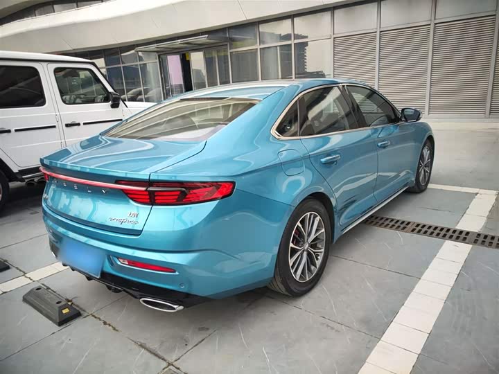 Фото 7 - Geely Preface