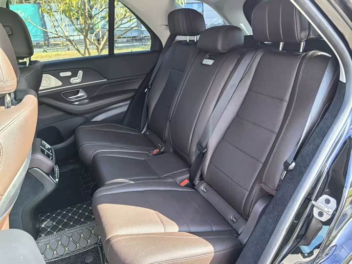 Фото 4 - Mercedes-Benz GLE-Class