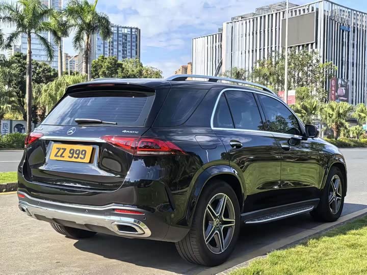 Фото 9 - Mercedes-Benz GLE-Class