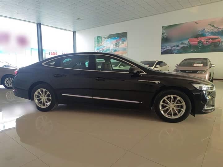 Фото 8 - Buick LaCrosse