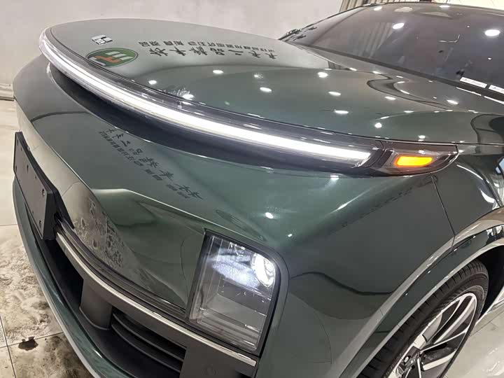 Фото 8 - LiXiang L9