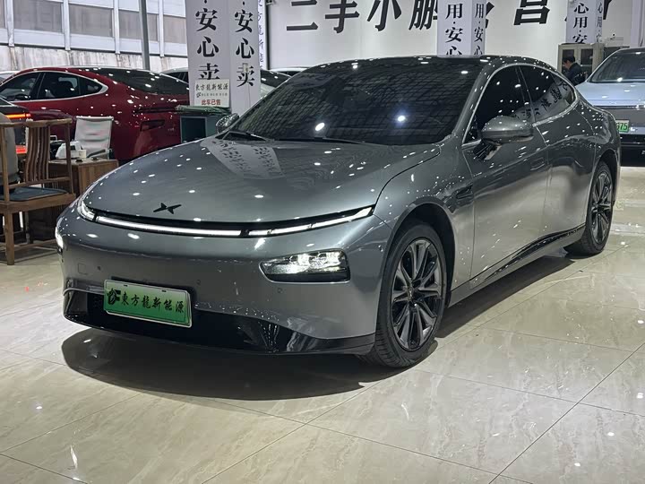 Фото 1 - XPeng P7