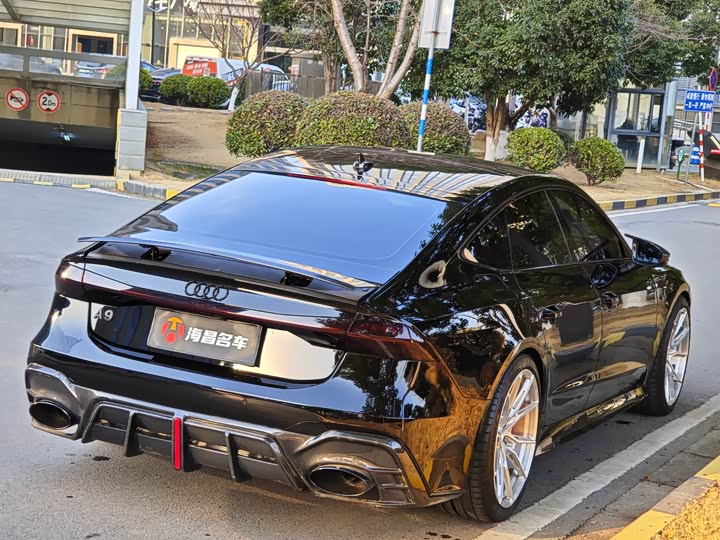 Фото 6 - Audi A7