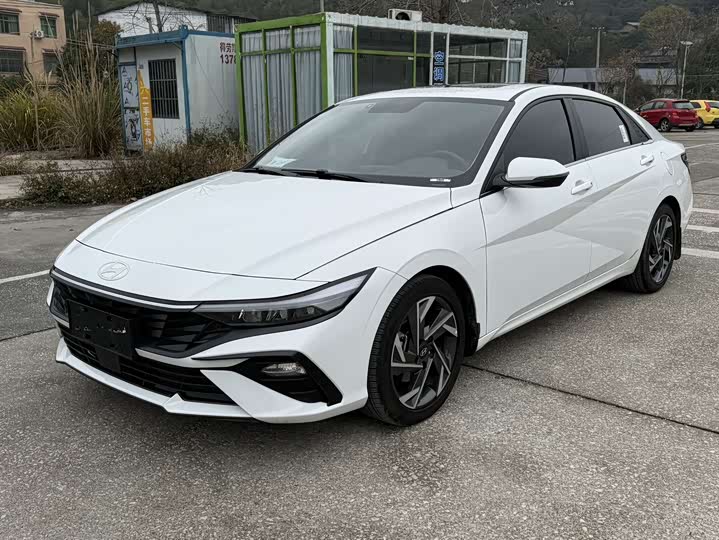 Фото 1 - Hyundai Elantra N line