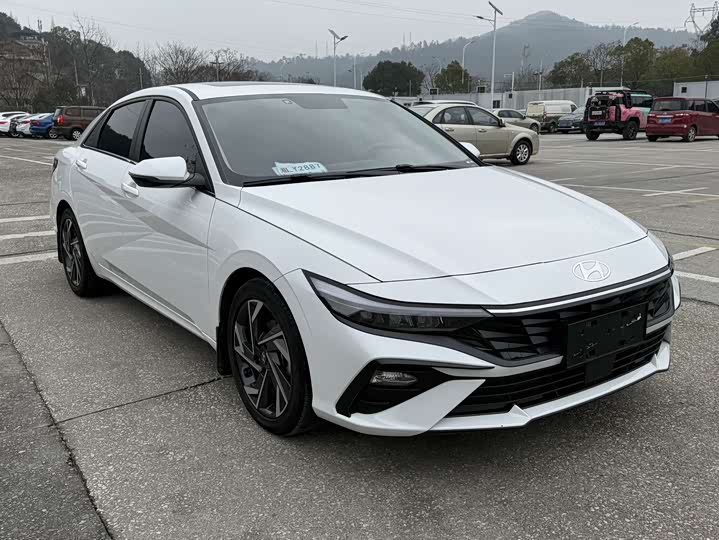 Фото 3 - Hyundai Elantra N line