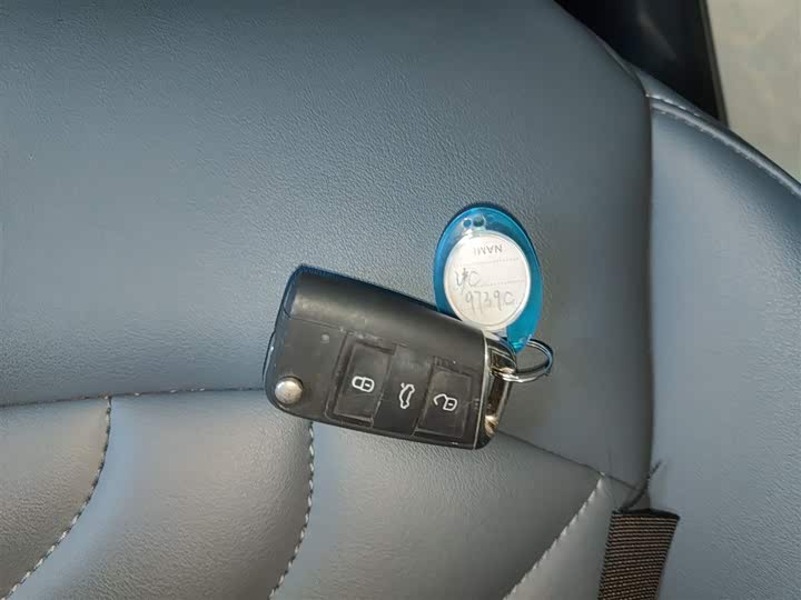 Фото 9 - Volkswagen Tharu