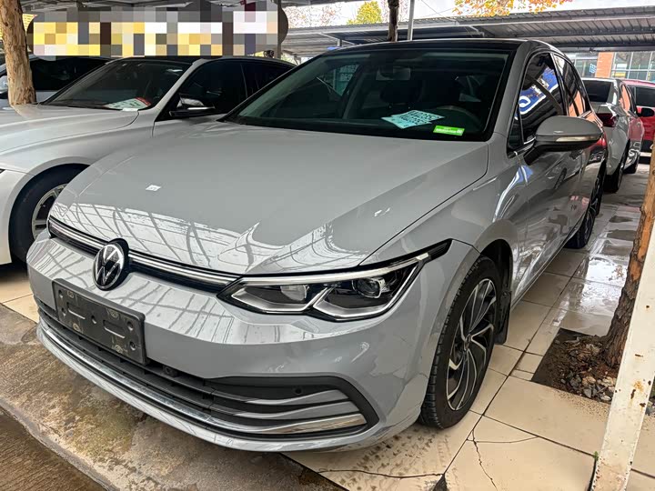 Фото 1 - Volkswagen Golf