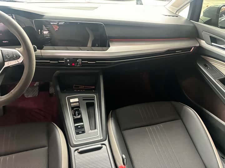 Фото 9 - Volkswagen Golf