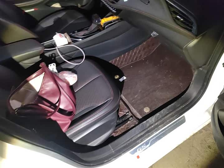 Фото 8 - Buick Verano