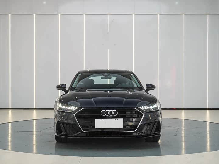 Фото 2 - Audi A7