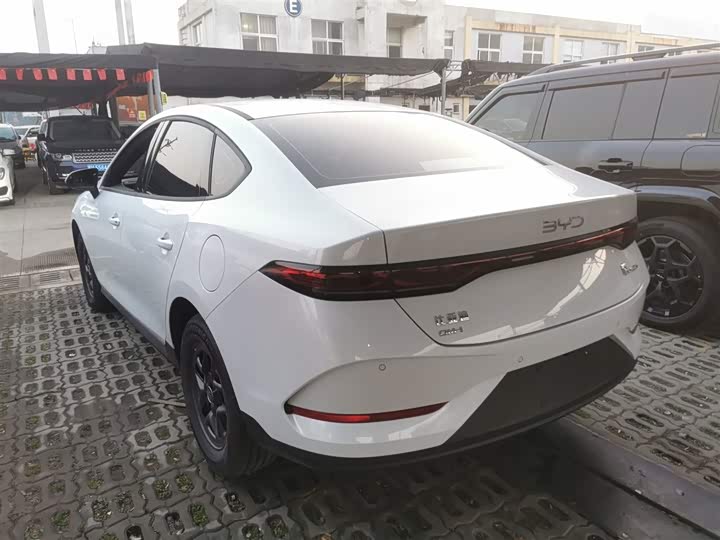 Фото 5 - BYD Qin Plus