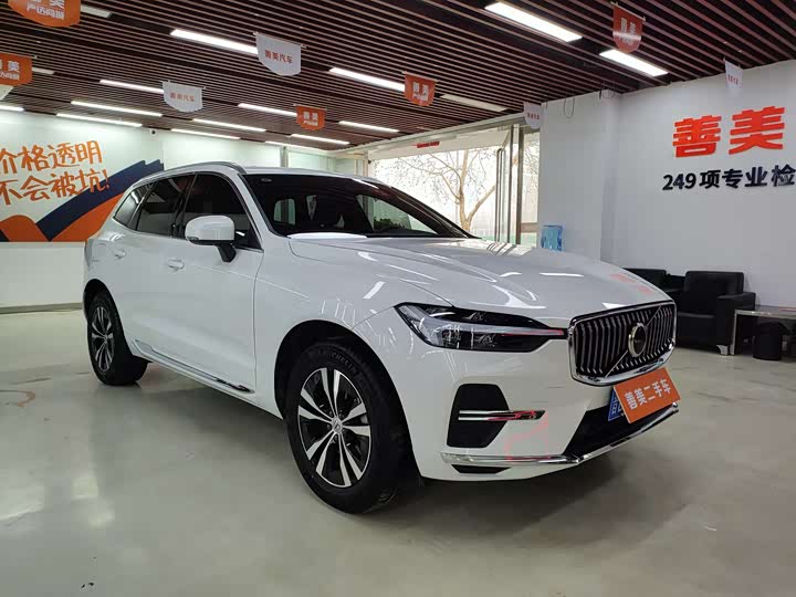 Фото 3 - Volvo XC60