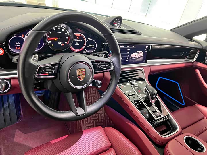 Фото 5 - Porsche Panamera