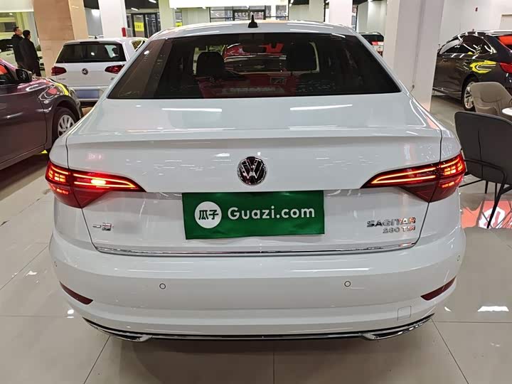 Фото 6 - Volkswagen Sagitar L