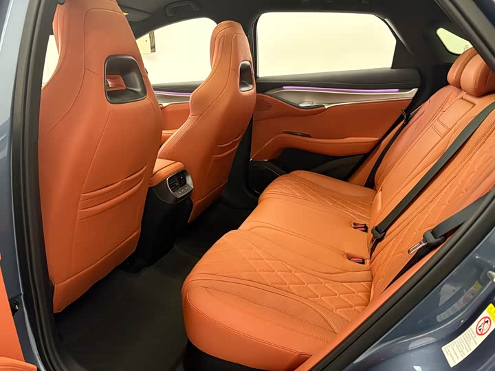 Фото 8 - BYD Sea Lion 07 EV