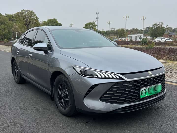 Фото 3 - BYD Qin Plus